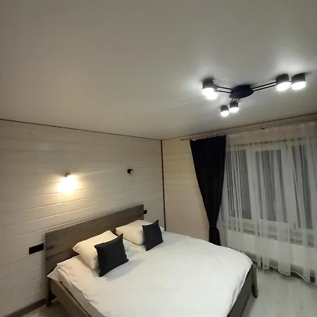 Між Тростяном Та Рікою Villa Slavske Room photo