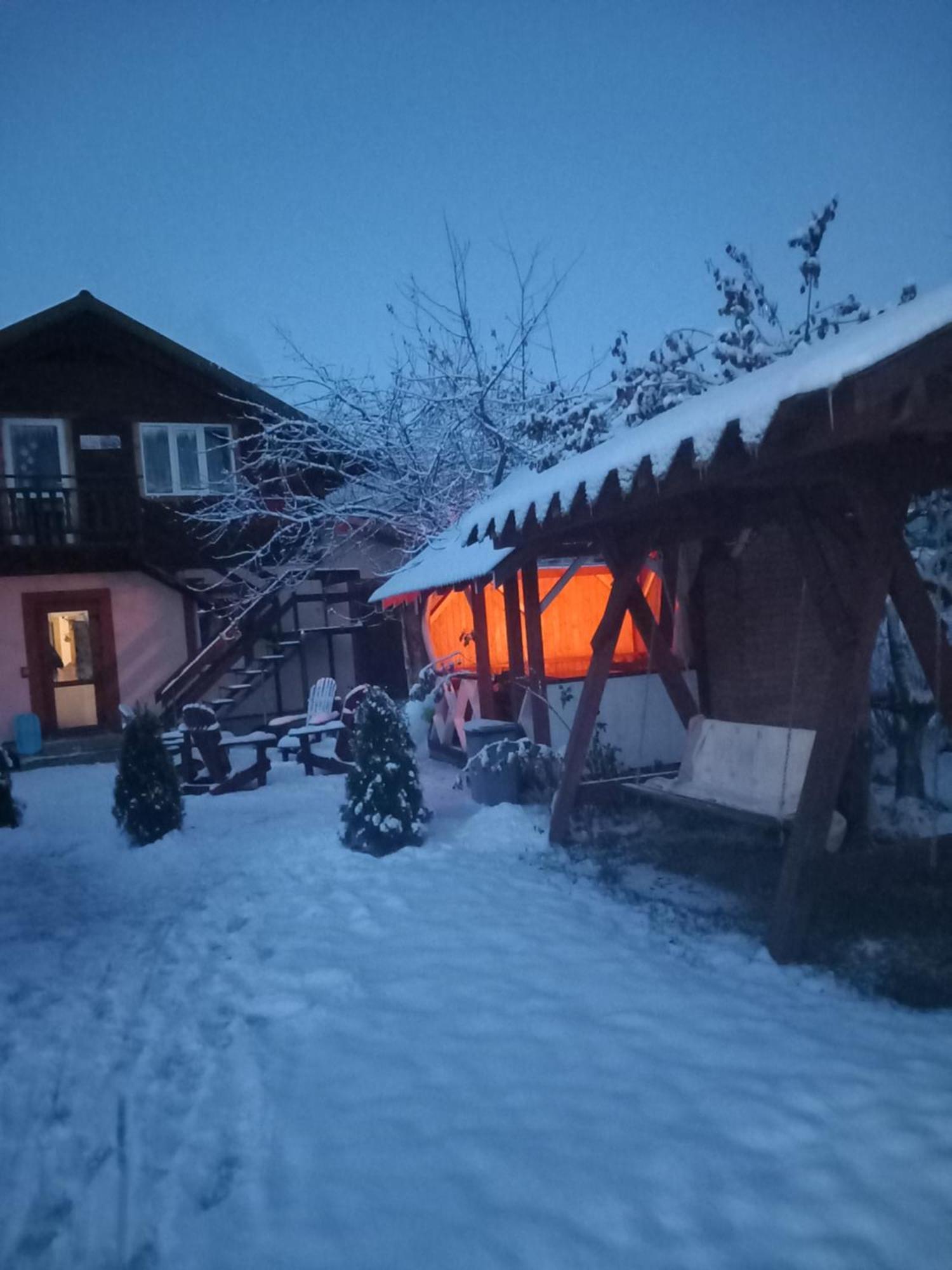 Holiday home між тростяном та рікою *
