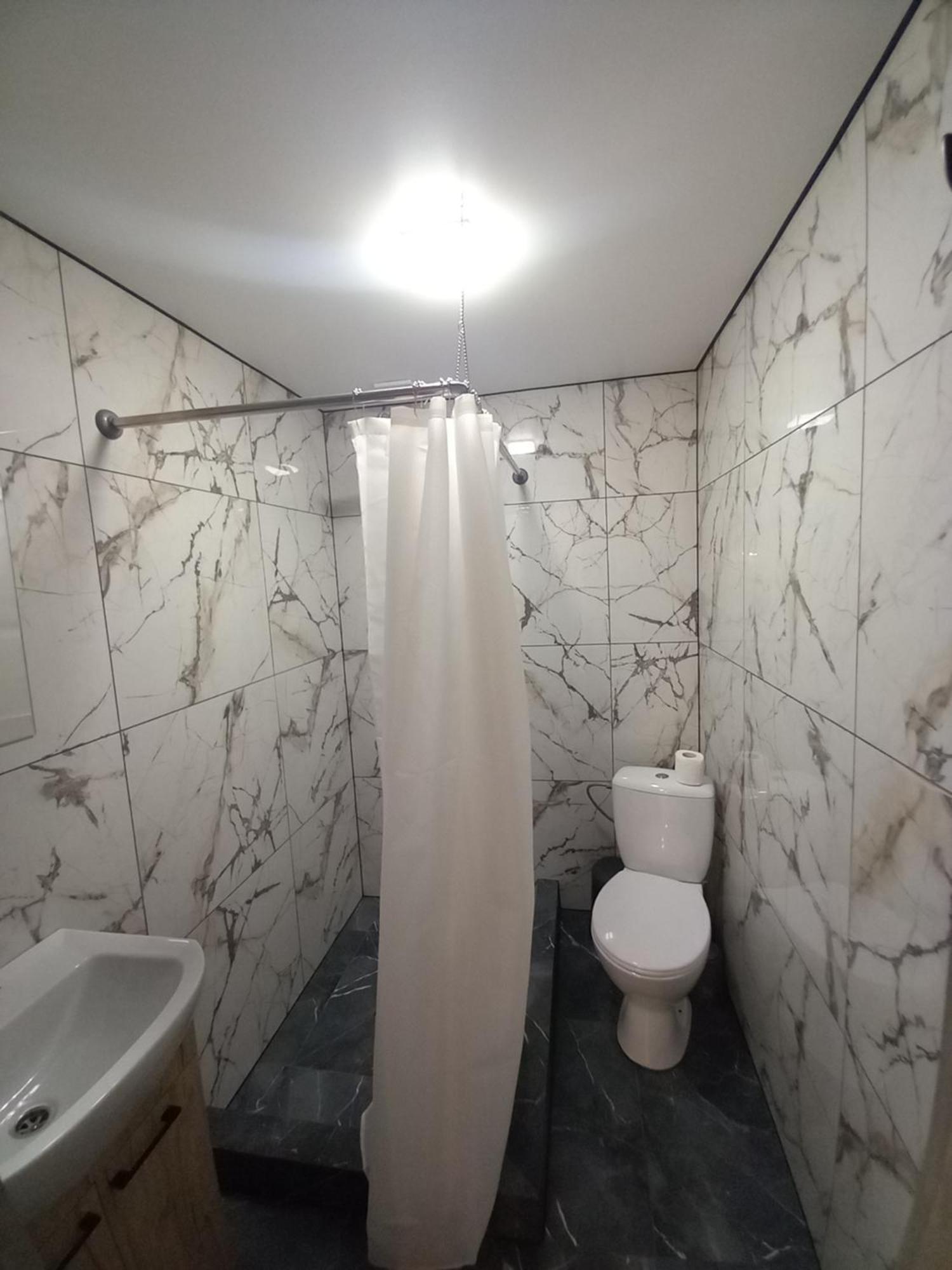 між тростяном та рікою Holiday home
